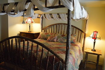 Red Bud Lodge El Portal Esterno foto